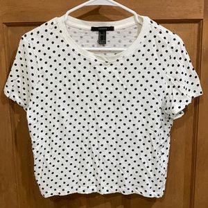Large dotted cropped tee